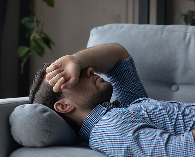 White mold health symptoms - Headache
